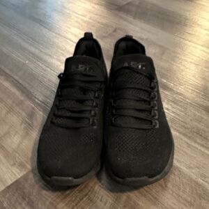 APL Black women's Sneakers
